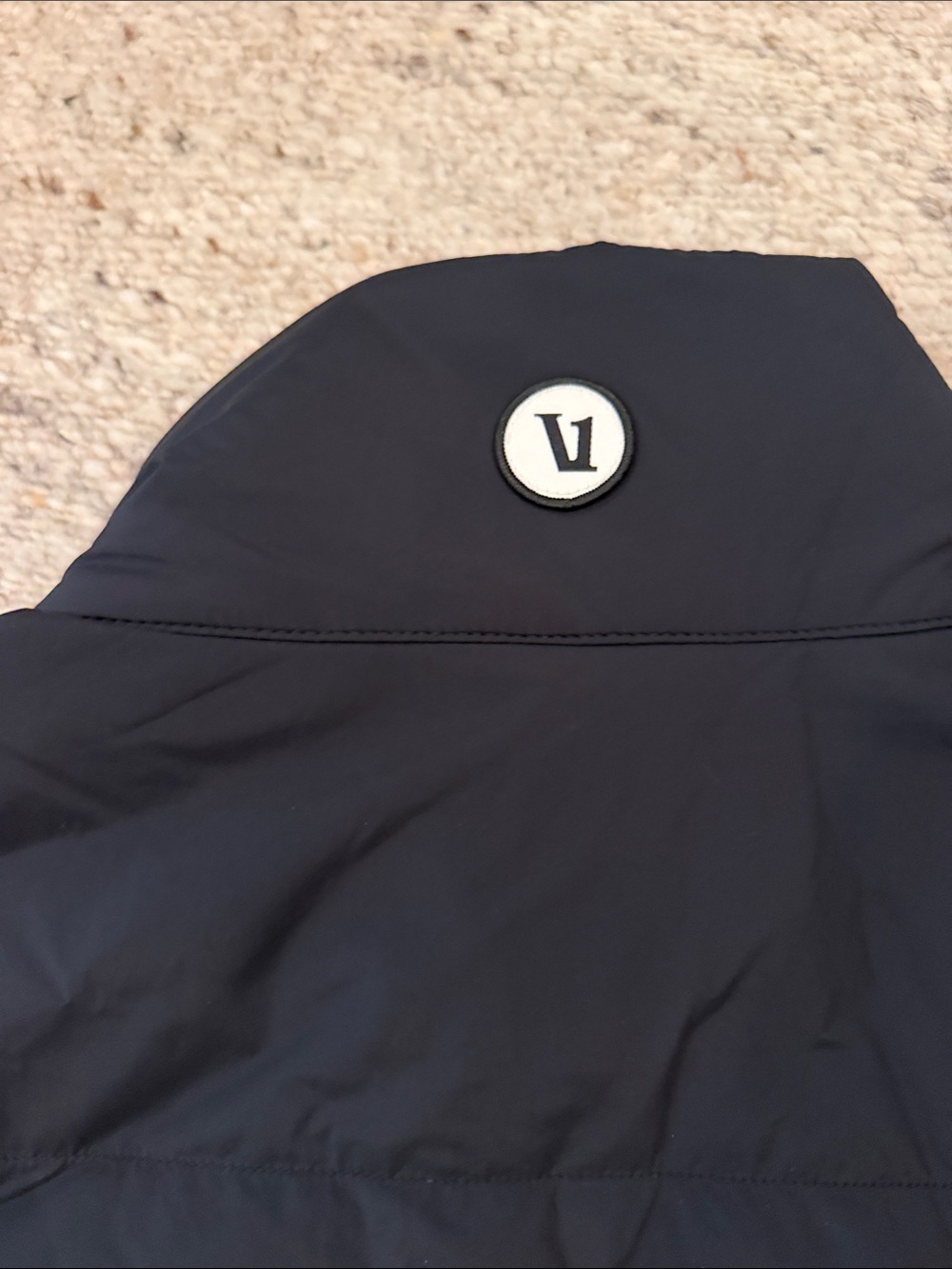Vuori Women’s Canyon Insulated Vest - Black XL - Picture 5 of 6